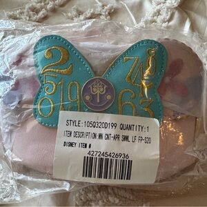 Loungefly Limited Edition Minnie’s Main Attraction bum bag. It’s a Small World.